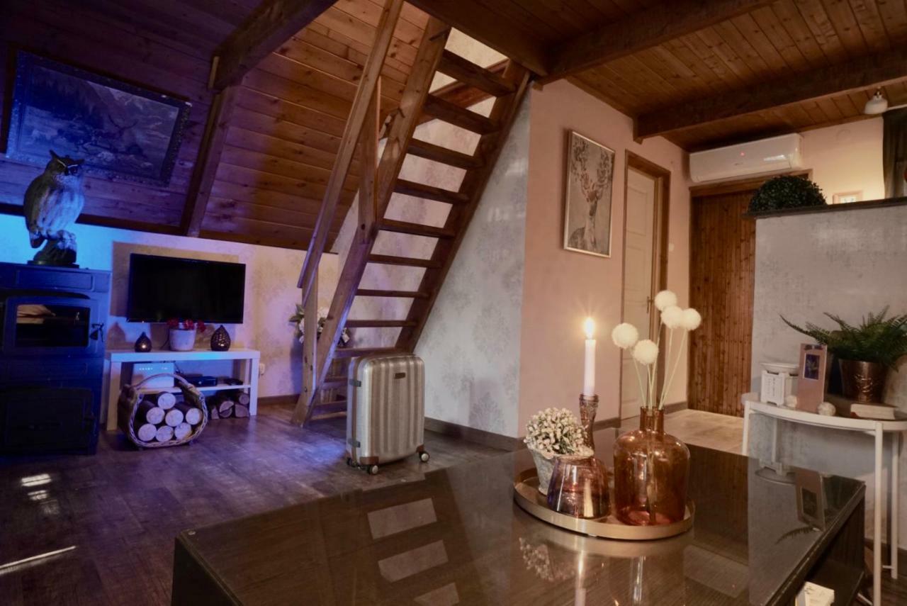 Nadi'S Holiday Home - Heart Of Woods, Szentendre Island Szigetmonostor Luaran gambar