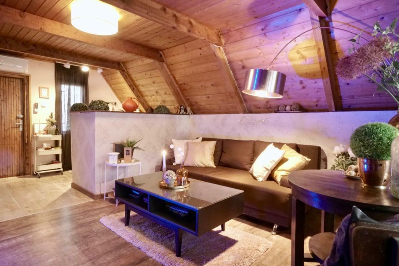 Nadi'S Holiday Home - Heart Of Woods, Szentendre Island Szigetmonostor Luaran gambar